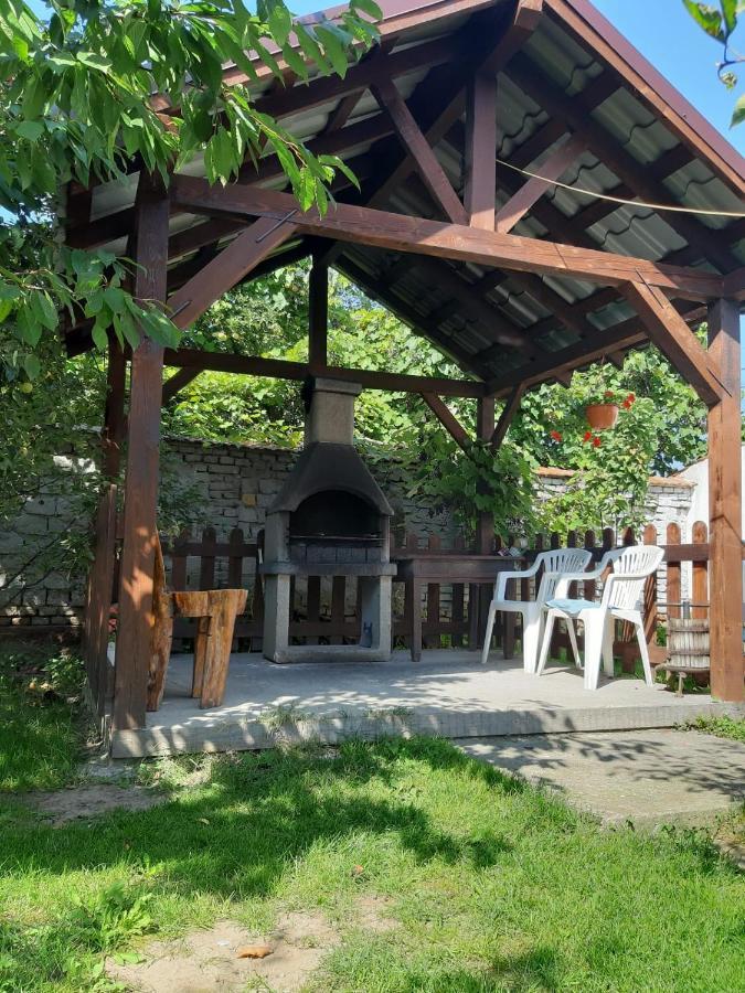 Casa De Oaspeti Laura Rîşnov Exterior foto